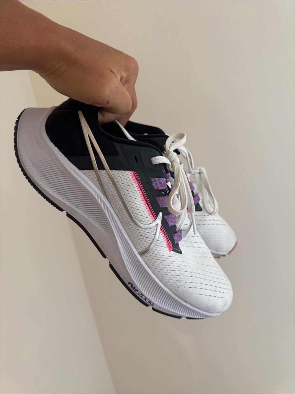Nike Women’s White Sneakers with Black and Pink Accents
